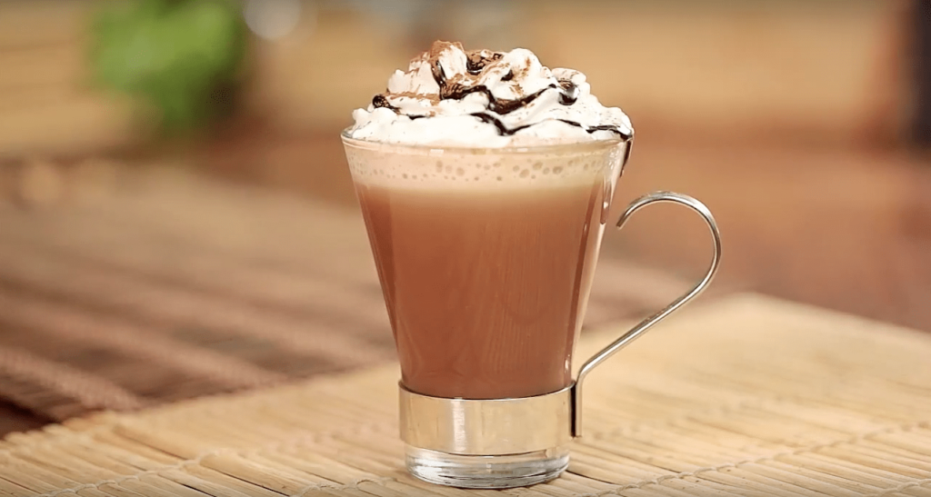 Café moca: aprenda sobre las fuentes y pruebe nuestras recetas para hacer un excelente moca