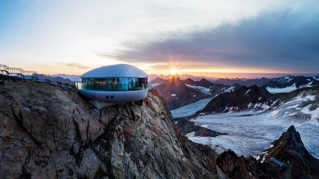 Reapertura de la cafetería más alta de Austria
